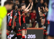 米兰体育官网-哈德斯菲尔德逼平伯恩茅斯，保持不败