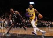 milan.com-湖人客场取得胜利排名第一