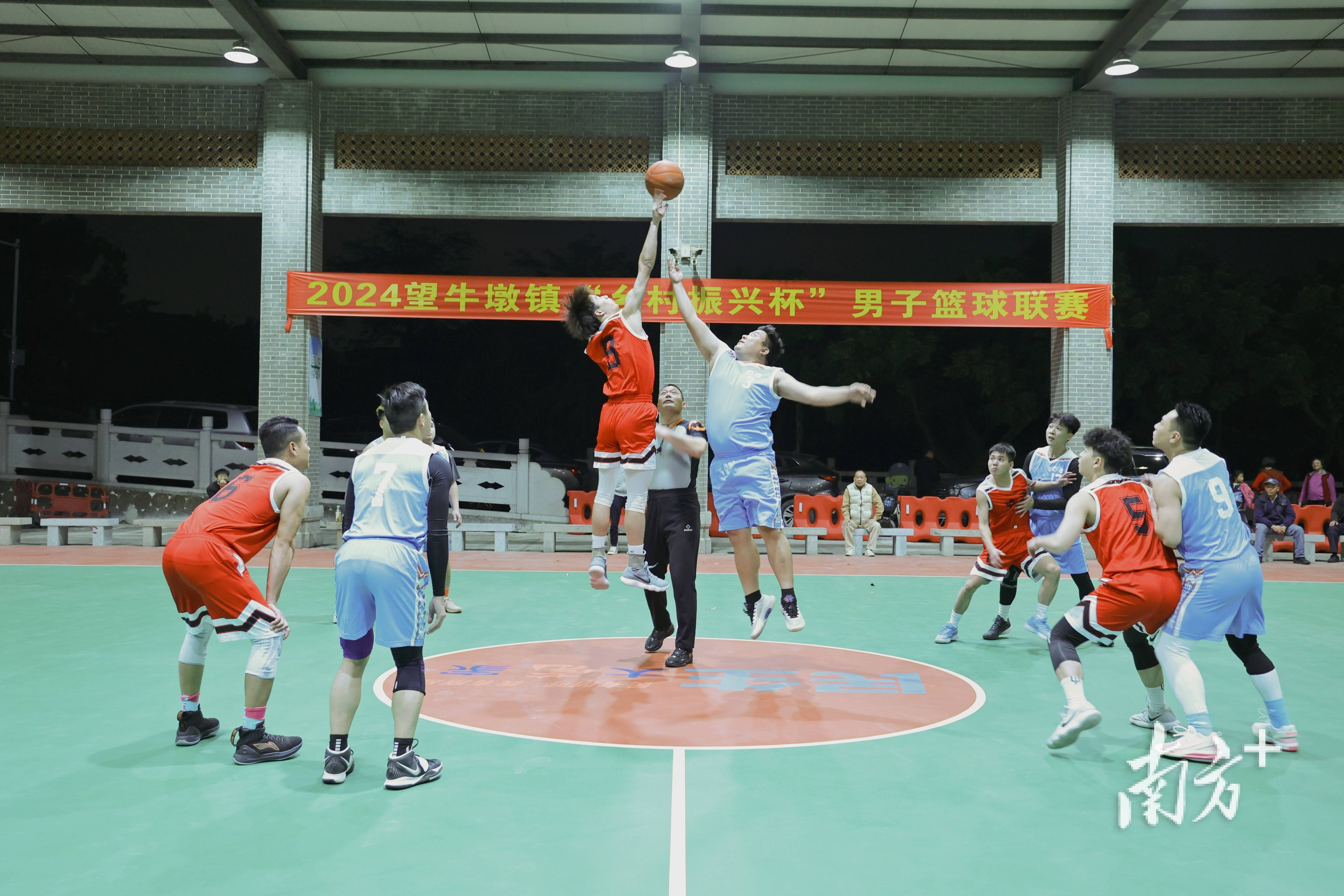 热门篮球赛事让球迷热血沸腾