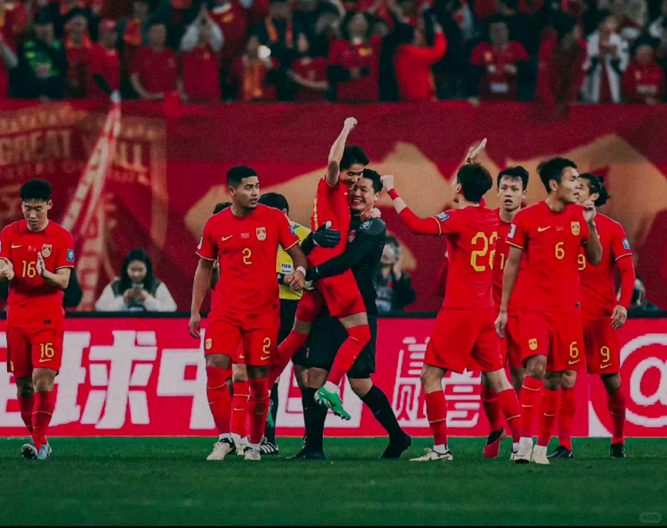 战术调整未果，亚冠首败令球队备受压力的简单介绍