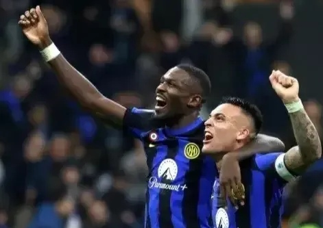 意大利队主场大胜，晋级欧洲赛事决赛