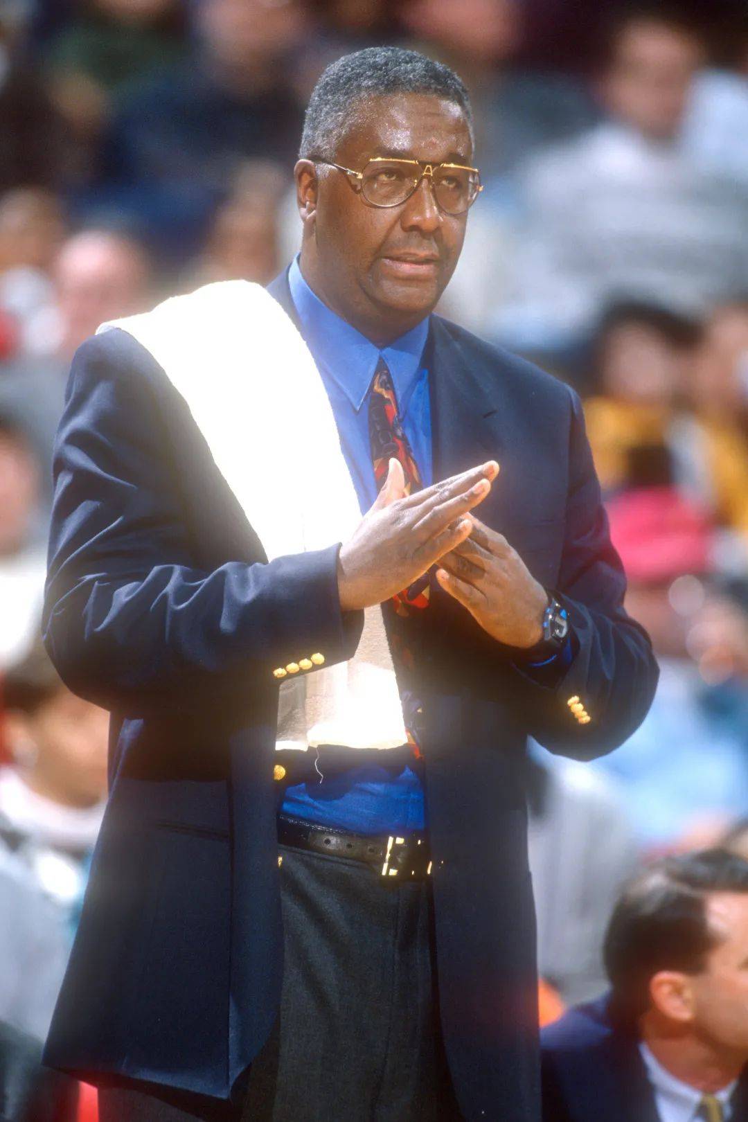 包含帕尔马球队教练团队集体辞职,突发变故的词条 包含帕尔马球队教练团队集体辞职,突发变故的词条