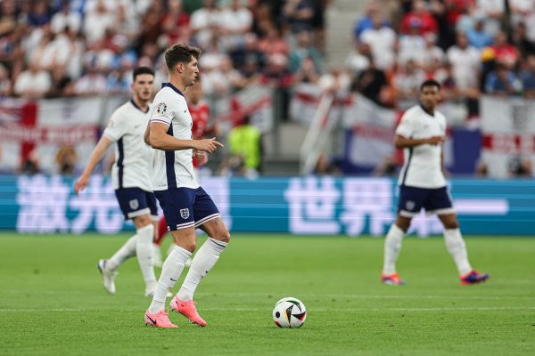 瑞士大胜丹麦，晋级欧洲杯半决赛