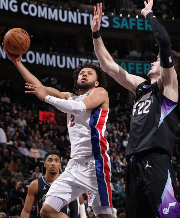 包含爵士主场大胜活塞,取得三连胜的词条 包含爵士主场大胜活塞,取得三连胜的词条