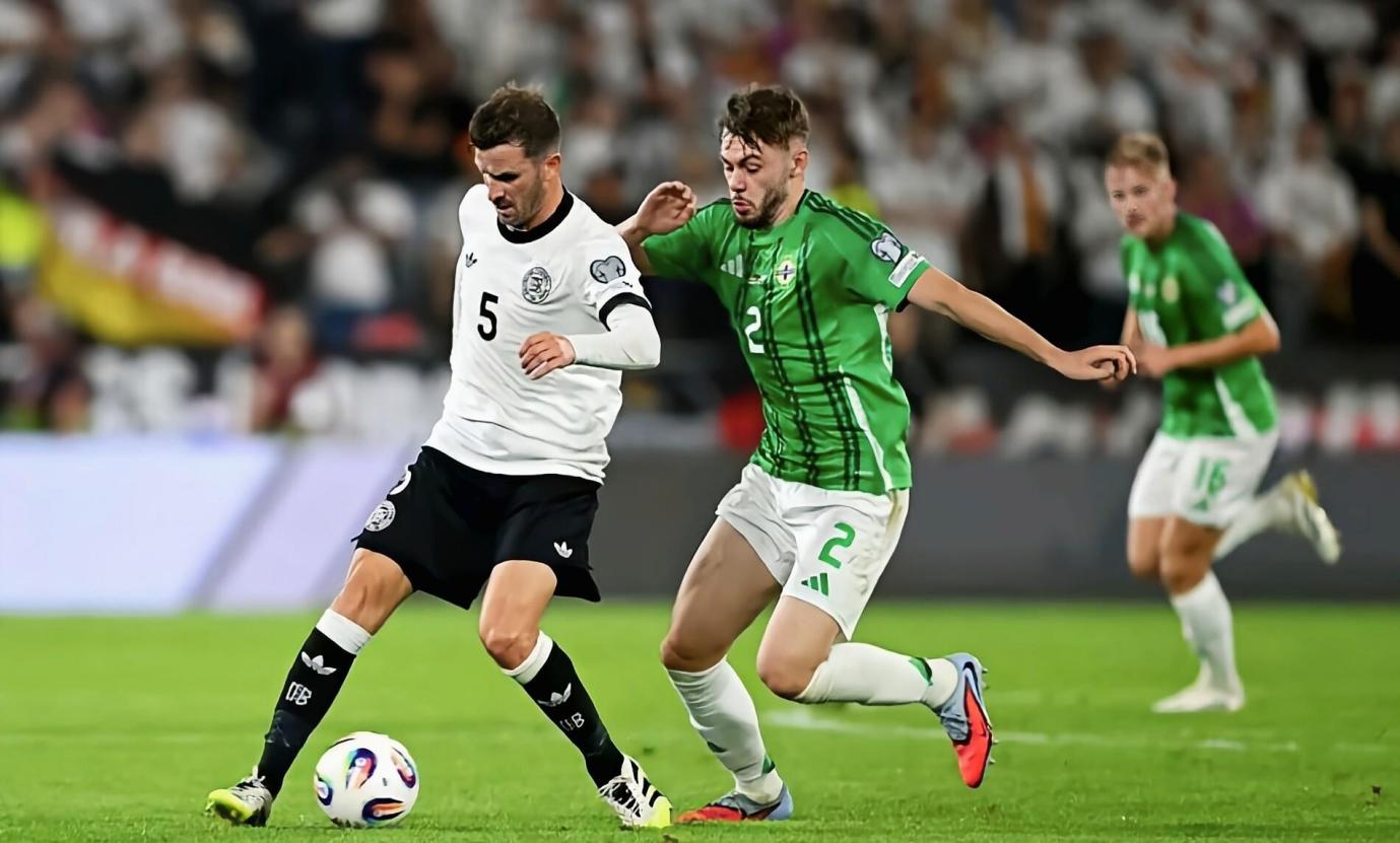 欧洲杯:德国6-1瑞典,穆勒上演帽子戏法,蓝白军团晋级16强 欧洲杯:德国6-1瑞典,穆勒上演帽子戏法,蓝白军团晋级16强